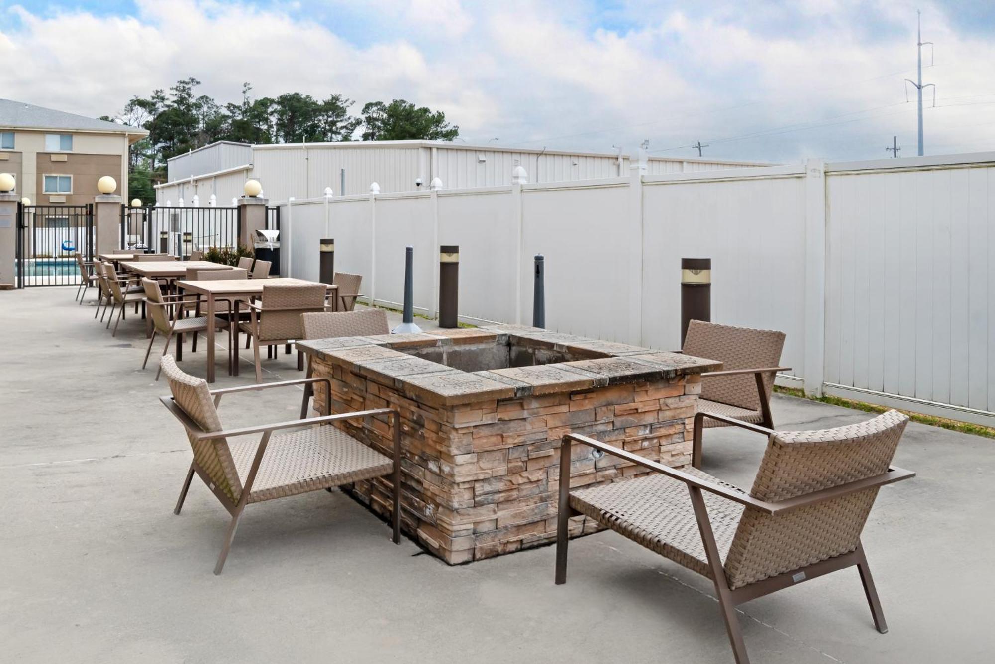 Comfort Inn & Suites Slidell Exterior foto